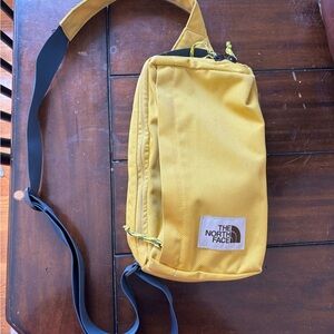 The North Face Berkeley Field Bag, Yellow